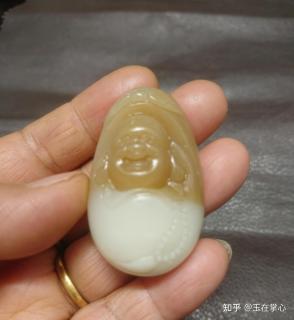和田玉吊坠的盘玩技巧有哪些?